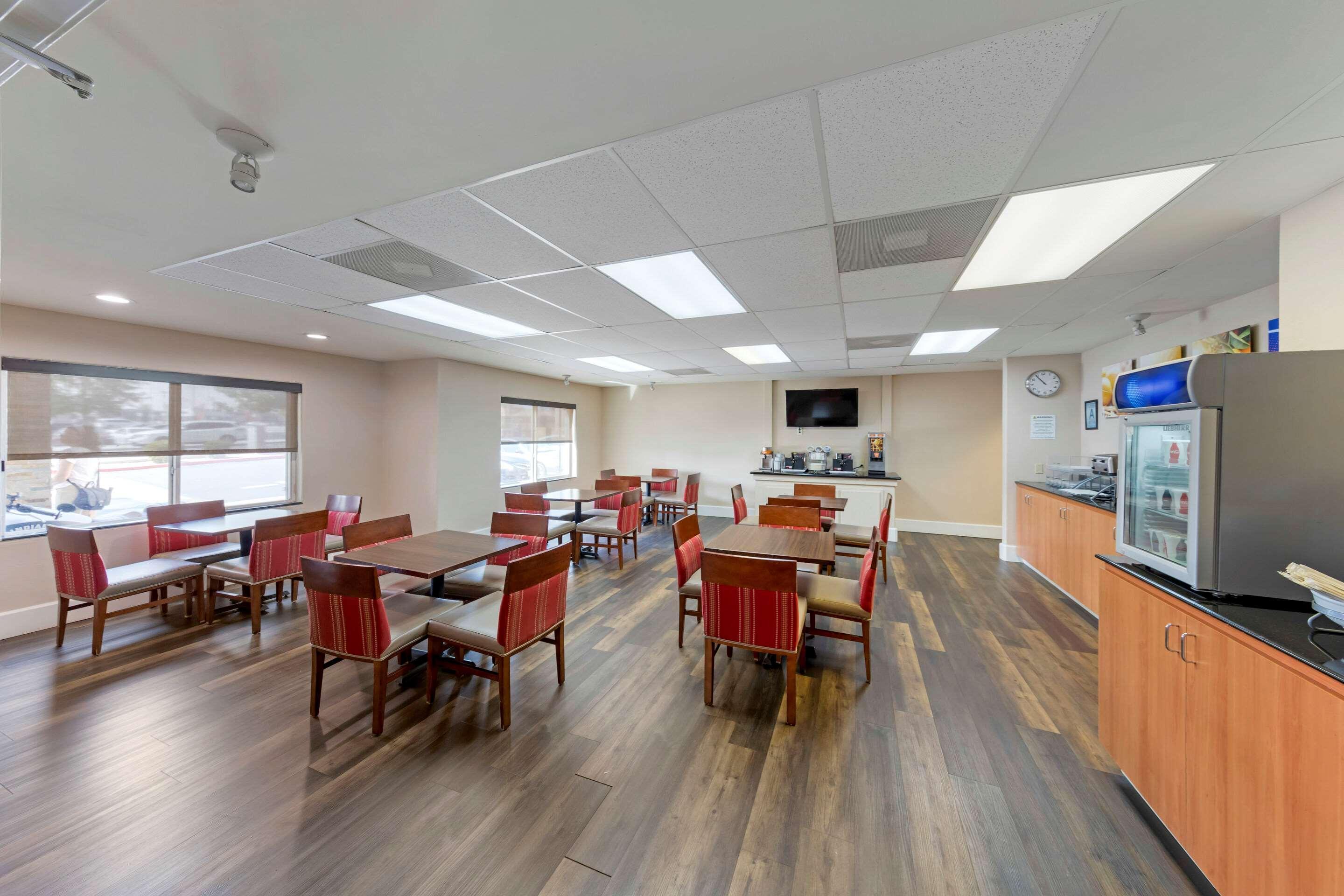 Comfort Suites Victorville-Hesperia Exteriér fotografie