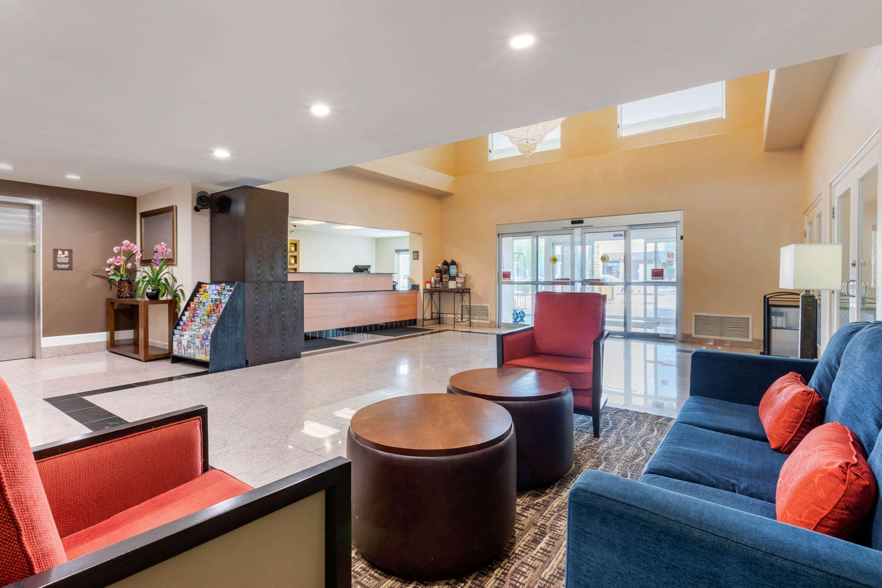 Comfort Suites Victorville-Hesperia Exteriér fotografie